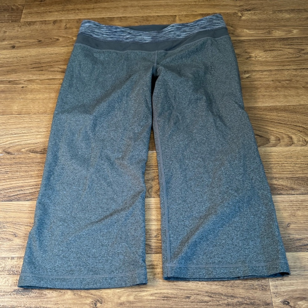 Gray Lululemon Wide-Leg Yoga Pants EUC. Size 10